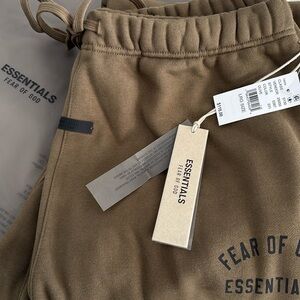 ESSENTIALS PANTS